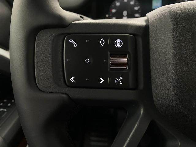 2025 Defender Vehicle Photo in Appleton, WI 54913
