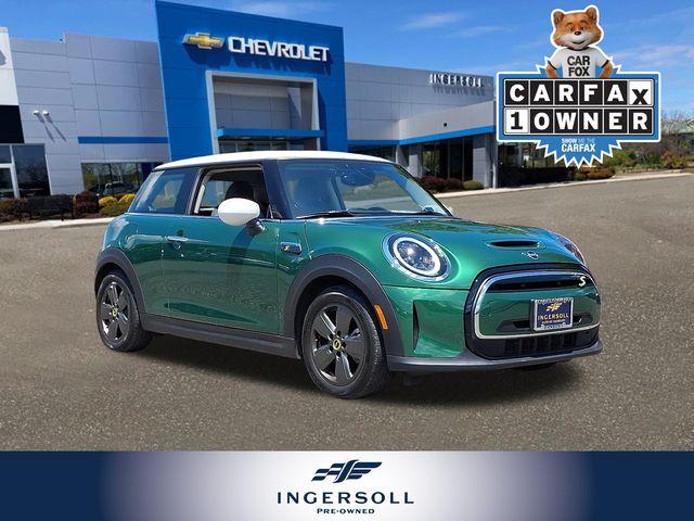 2024 MINI Hardtop 2 Door Vehicle Photo in DANBURY, CT 06810-5034