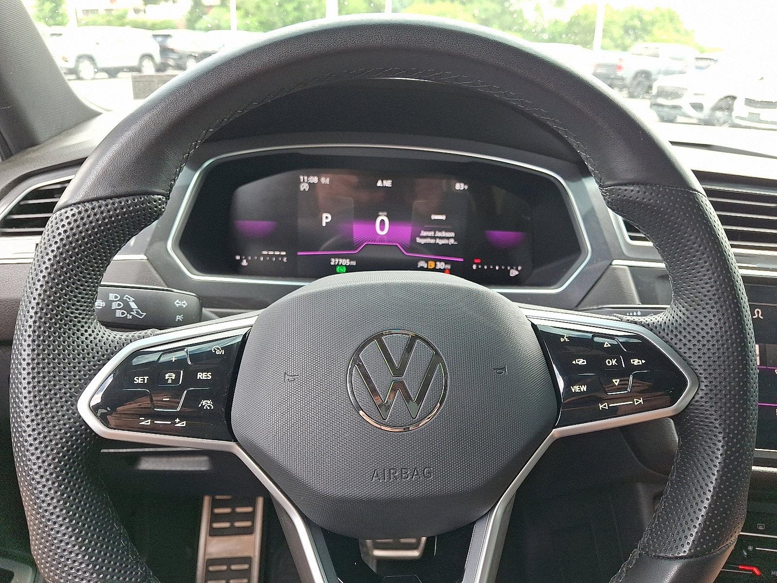 2024 Volkswagen Tiguan Vehicle Photo in BETHLEHEM, PA 18017-9401