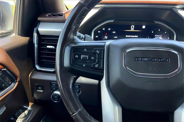 2022 GMC Sierra 1500 Vehicle Photo in TOPEKA, KS 66609-0000