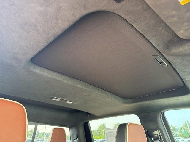 2024 GMC Sierra 3500HD Vehicle Photo in ENGLEWOOD, CO 80113-6708
