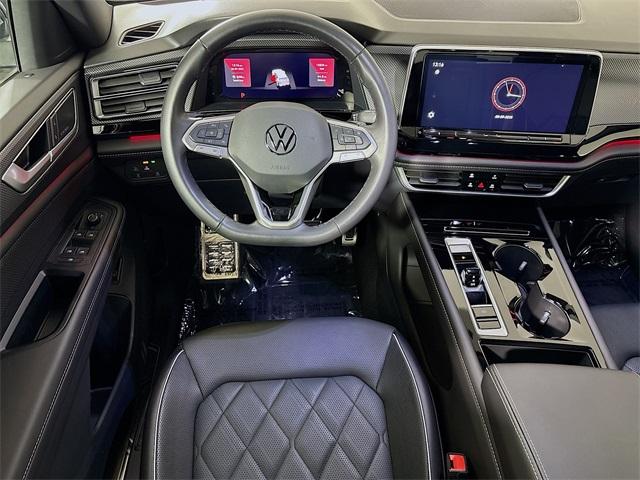 2024 Volkswagen Atlas Cross Sport Vehicle Photo in Puyallup, WA 98371