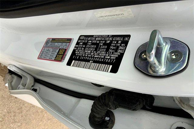 2019 Kia Sorento Vehicle Photo in TOPEKA, KS 66609-0000