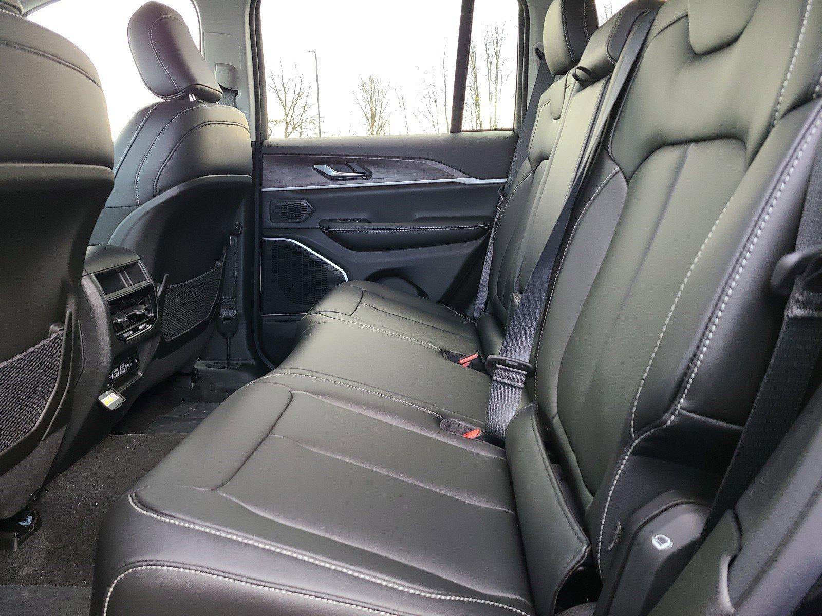 2024 Jeep Grand Cherokee 4xe Vehicle Photo in Mechanicsburg, PA 17050-1707