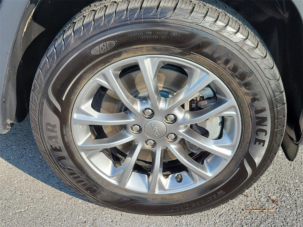 2019 Jeep Cherokee Vehicle Photo in Muncy, PA 17756