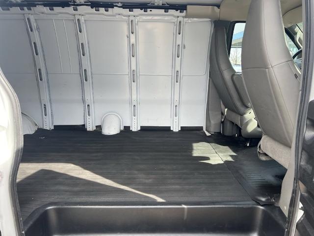 2022 Chevrolet Express Cargo Van Vehicle Photo in MANHATTAN, KS 66502-5036