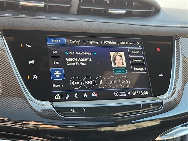 2025 Cadillac XT6 Vehicle Photo in ALLENTOWN, PA 18103-7399