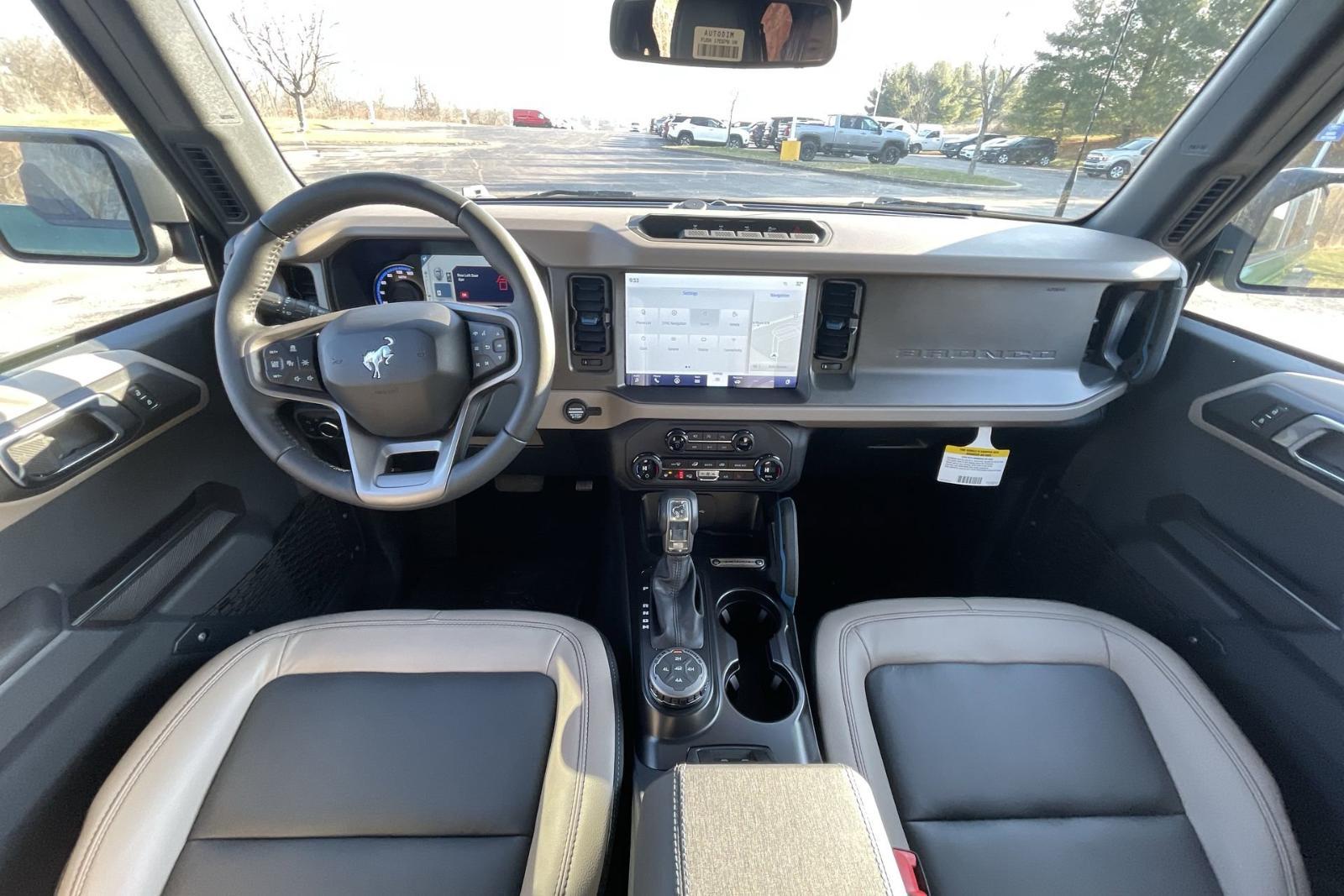 2024 Ford Bronco Vehicle Photo in Belle Vernon, PA 15012