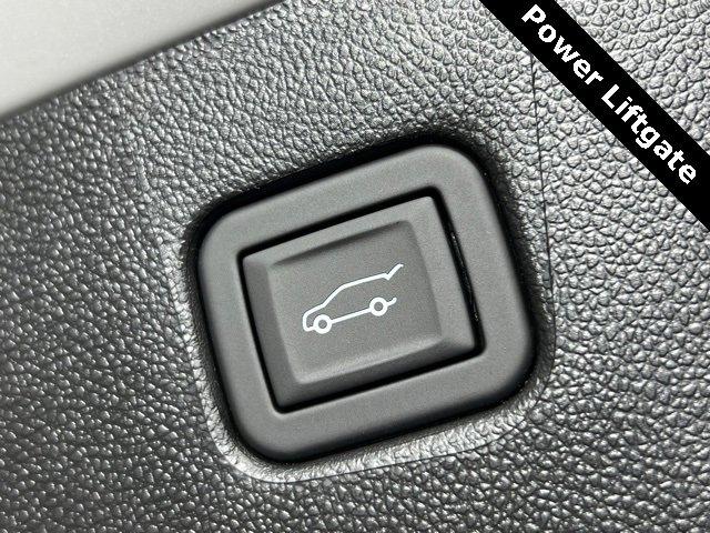 2025 Chevrolet Blazer Vehicle Photo in HARRISONBURG, VA 22801-8763