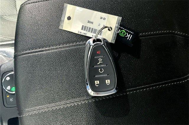 2023 Chevrolet Traverse Vehicle Photo in TOPEKA, KS 66609-0000