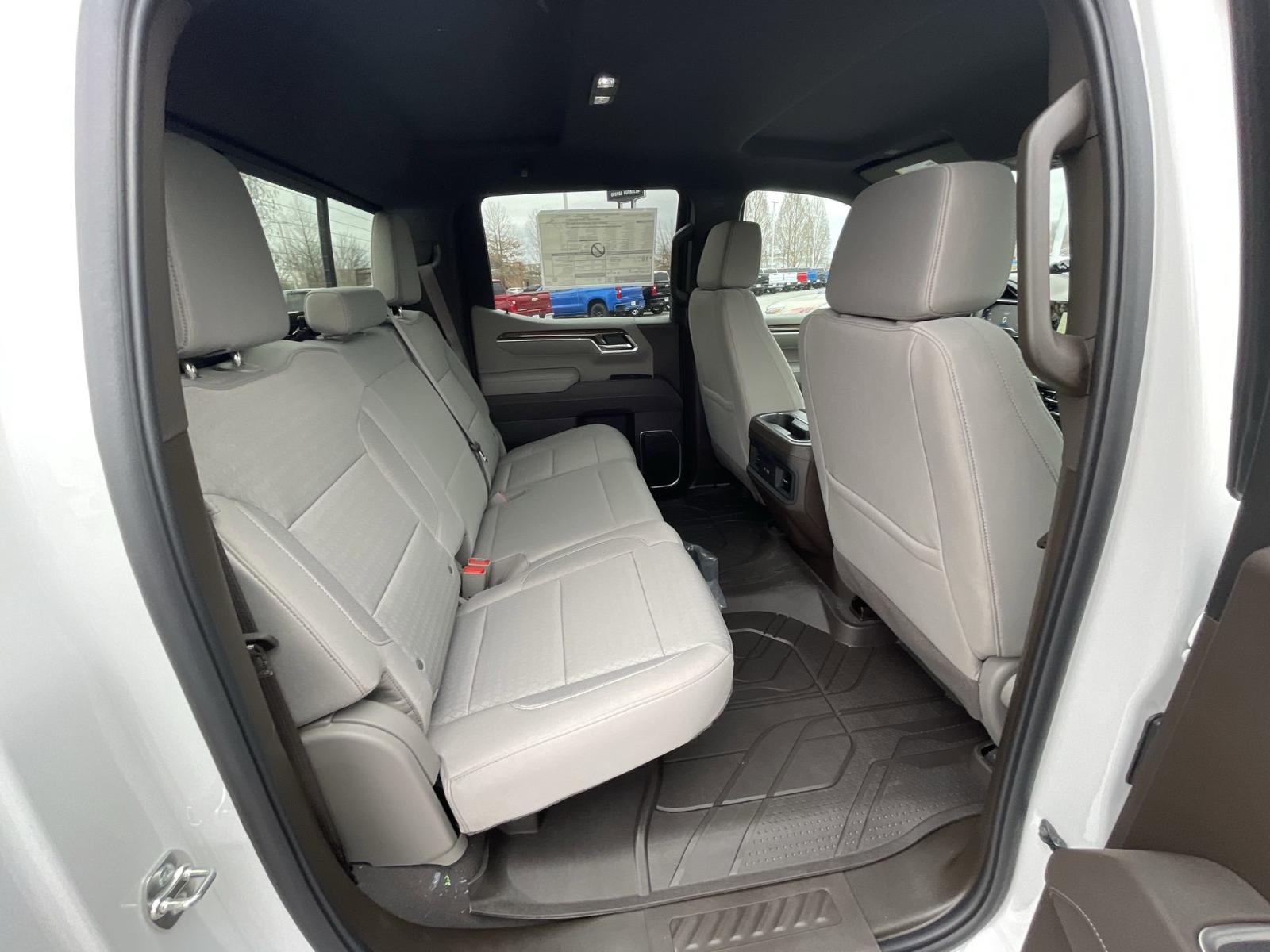 2025 Chevrolet Silverado 1500 Vehicle Photo in BENTONVILLE, AR 72712-4322