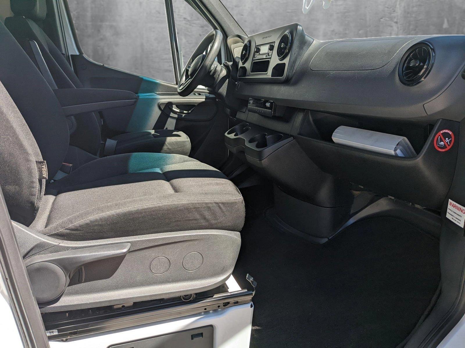 2019 Freightliner Sprinter Cargo Van Vehicle Photo in Jacksonville, FL 32256