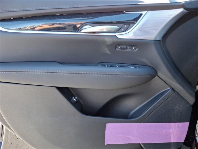 2025 Cadillac XT5 Vehicle Photo in ALLENTOWN, PA 18103-7399