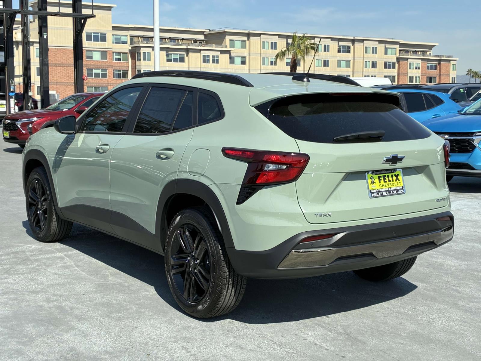 2025 Chevrolet Trax Vehicle Photo in LOS ANGELES, CA 90007-3794