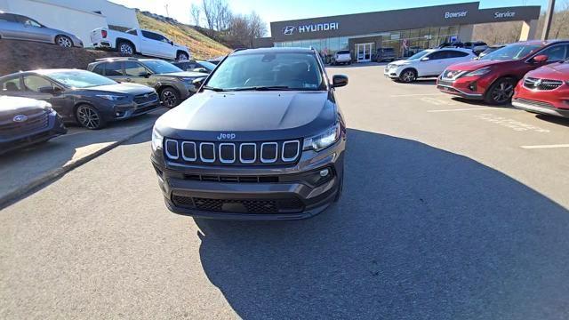 2022 Jeep Compass Vehicle Photo in Pleasant Hills, PA 15236