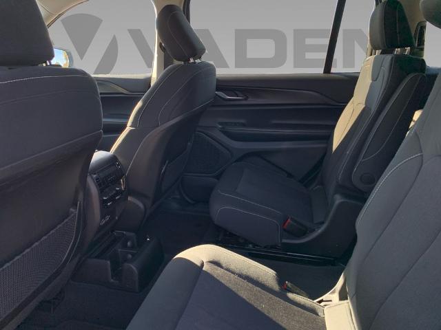 2023 Jeep Grand Cherokee L Vehicle Photo in Savannah, GA 31419