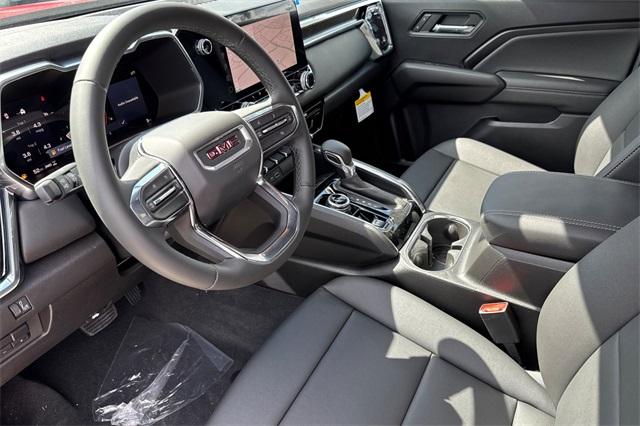 2025 GMC Canyon Vehicle Photo in ELK GROVE, CA 95757-8703