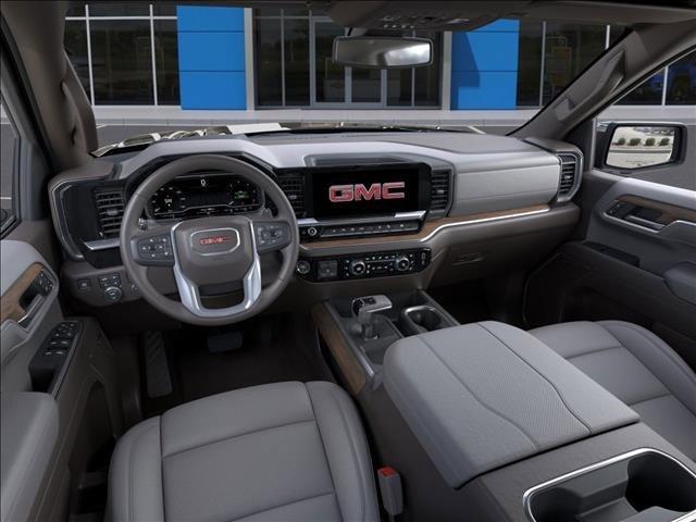 2025 GMC Sierra 1500 Vehicle Photo in EMPORIA, VA 23847-1235