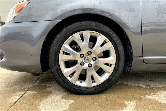 2008 Toyota Avalon Vehicle Photo in TOPEKA, KS 66609-0000