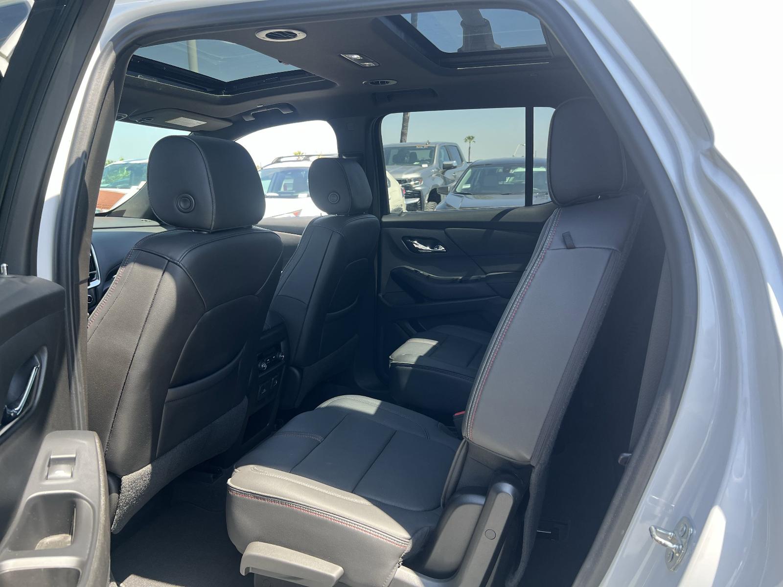 2022 Chevrolet Traverse Vehicle Photo in LOS ANGELES, CA 90007-3794