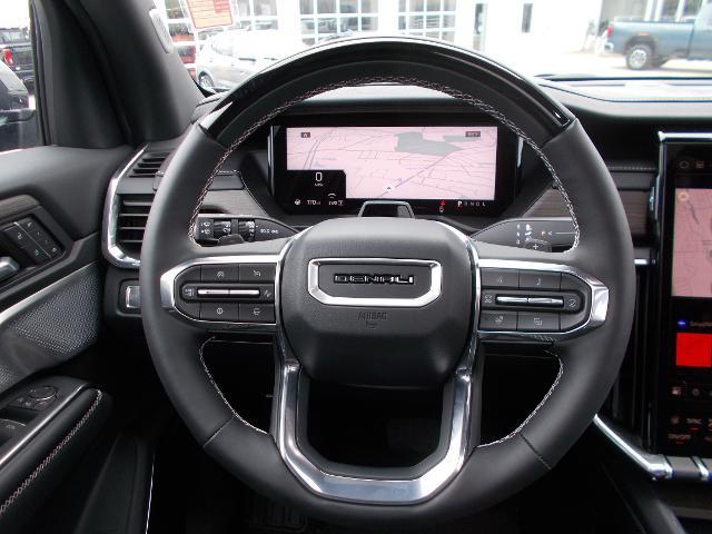 2025 GMC Acadia Vehicle Photo in LOWELL, MA 01852-4336