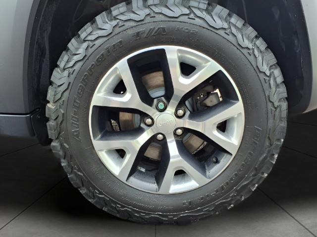 2018 Jeep Cherokee Vehicle Photo in Oshkosh, WI 54904
