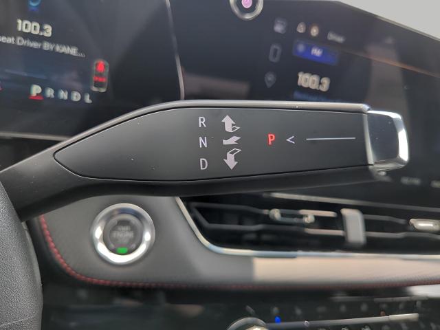 2025 Chevrolet Equinox Vehicle Photo in Green Bay, WI 54304