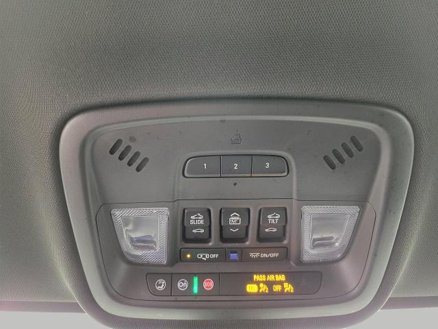 2023 Chevrolet Traverse Vehicle Photo in NEENAH, WI 54956-2243