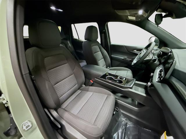 2026 Chevrolet Equinox Vehicle Photo in EVERETT, WA 98203-5662