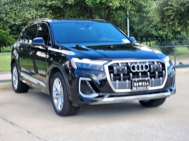 2025 Audi Q7 Vehicle Photo in HOUSTON, TX 77090