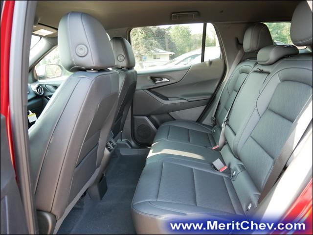 2025 Chevrolet Equinox Vehicle Photo in MAPLEWOOD, MN 55119-4794