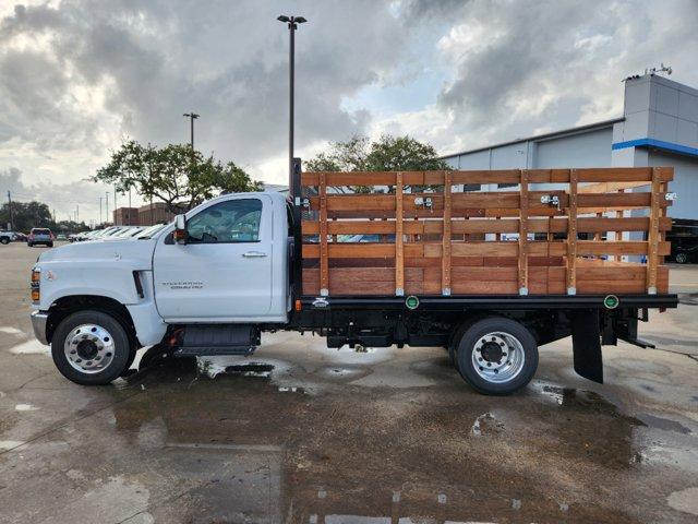 2023 Chevrolet Silverado 5500 HD Vehicle Photo in SUGAR LAND, TX 77478-0000