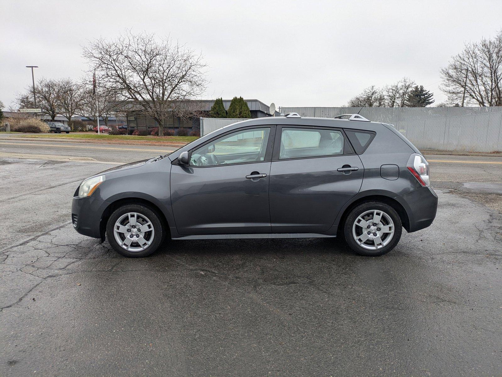 2010 Pontiac Vibe Vehicle Photo in Spokane Valley, WA 99206