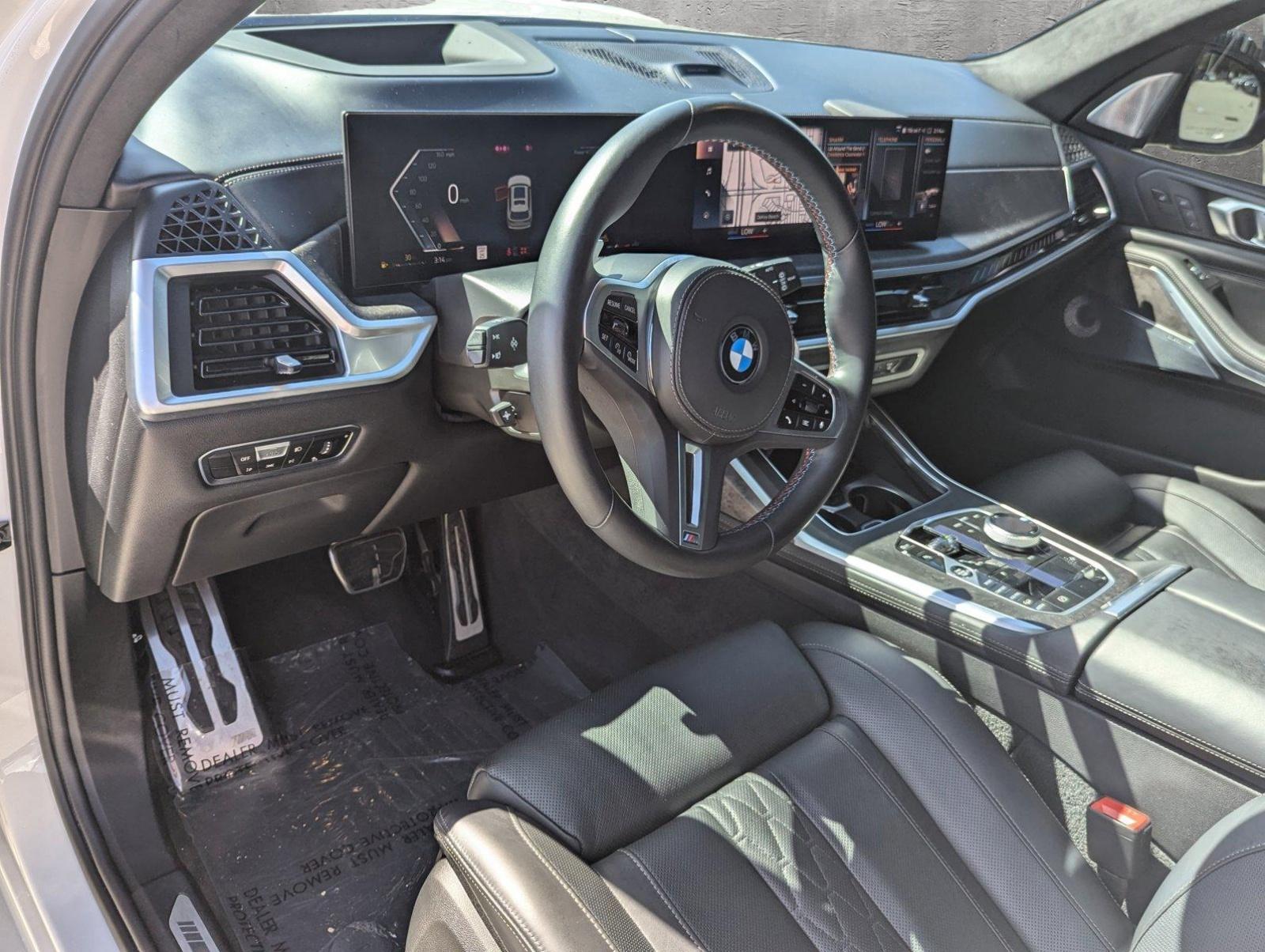 2023 BMW X7 M60i Vehicle Photo in Delray Beach, FL 33444