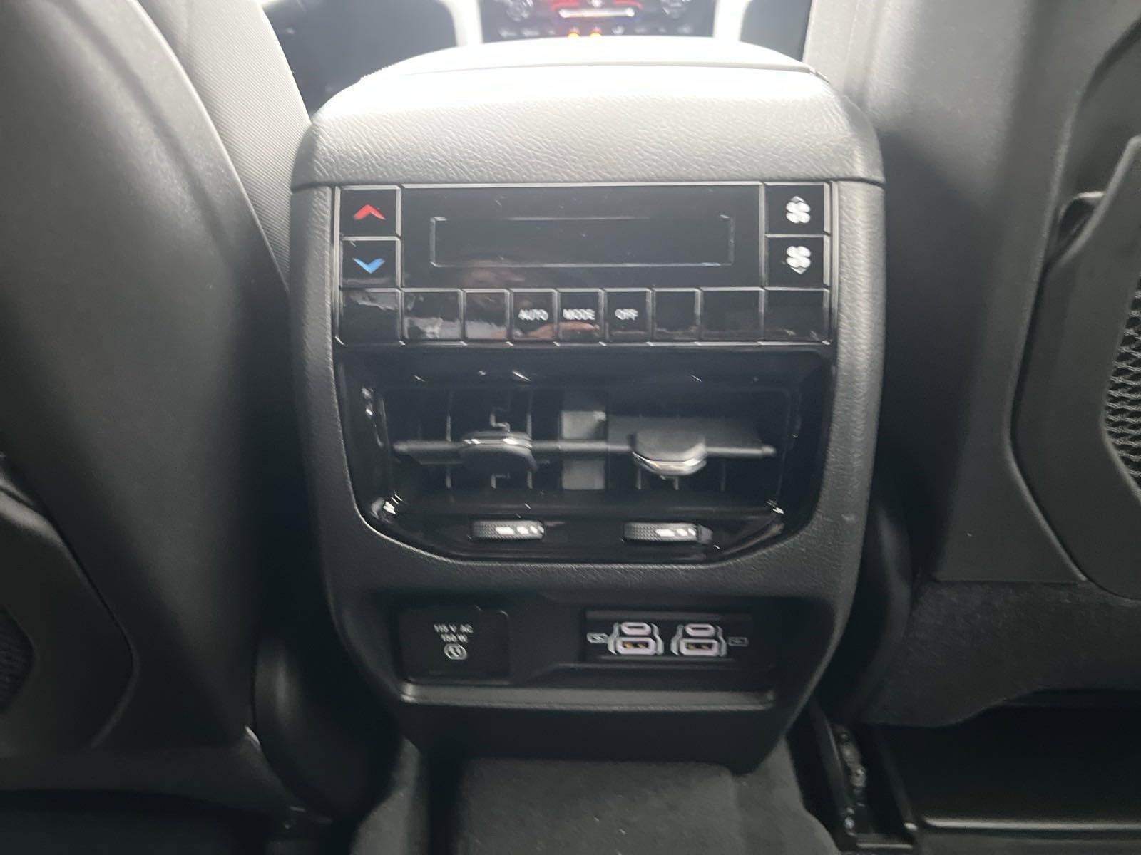 2025 Jeep Grand Cherokee L Vehicle Photo in Mechanicsburg, PA 17050-1707