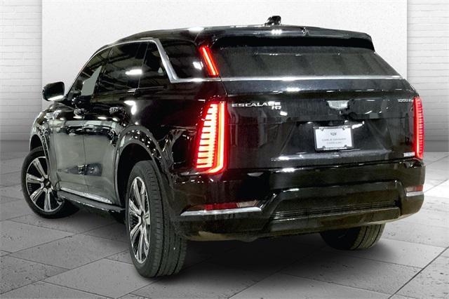 2025 Cadillac ESCALADE IQ Vehicle Photo in KANSAS CITY, MO 64114-4545