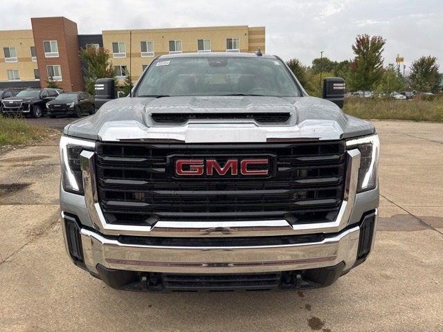 2024 GMC Sierra 2500 HD Vehicle Photo in MEDINA, OH 44256-9631