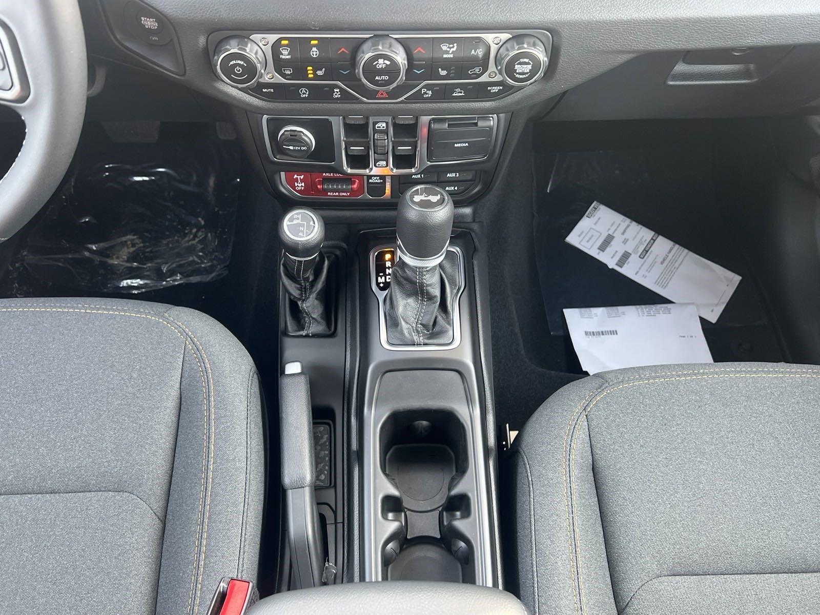 2025 Jeep Wrangler Vehicle Photo in Mechanicsburg, PA 17050-1707