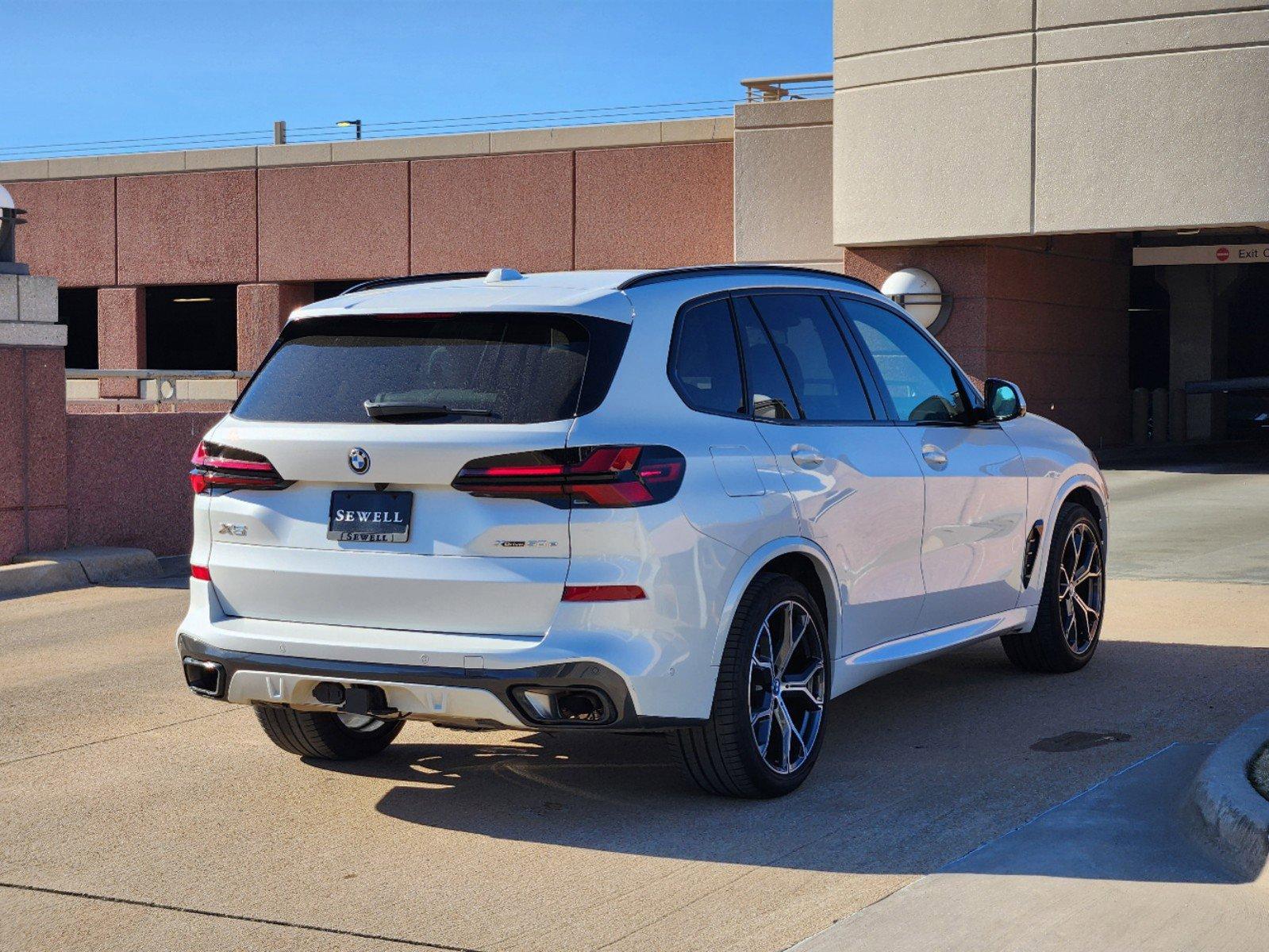 2025 BMW X5 xDrive50e Vehicle Photo in PLANO, TX 75024