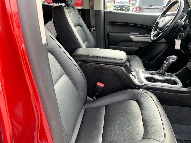 2022 Chevrolet Colorado Vehicle Photo in MOON TOWNSHIP, PA 15108-2571