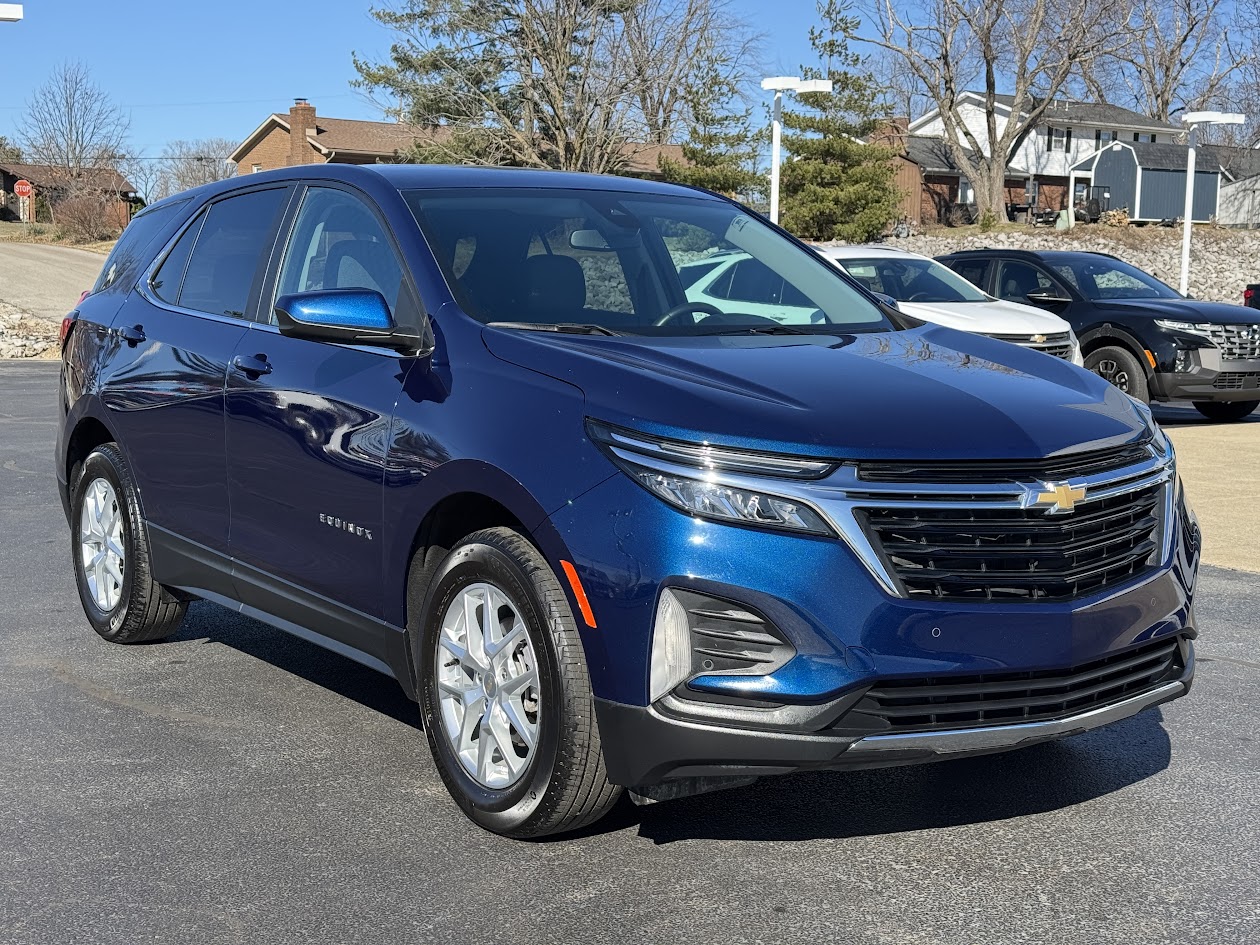 2022 Chevrolet Equinox Vehicle Photo in BOONVILLE, IN 47601-9633