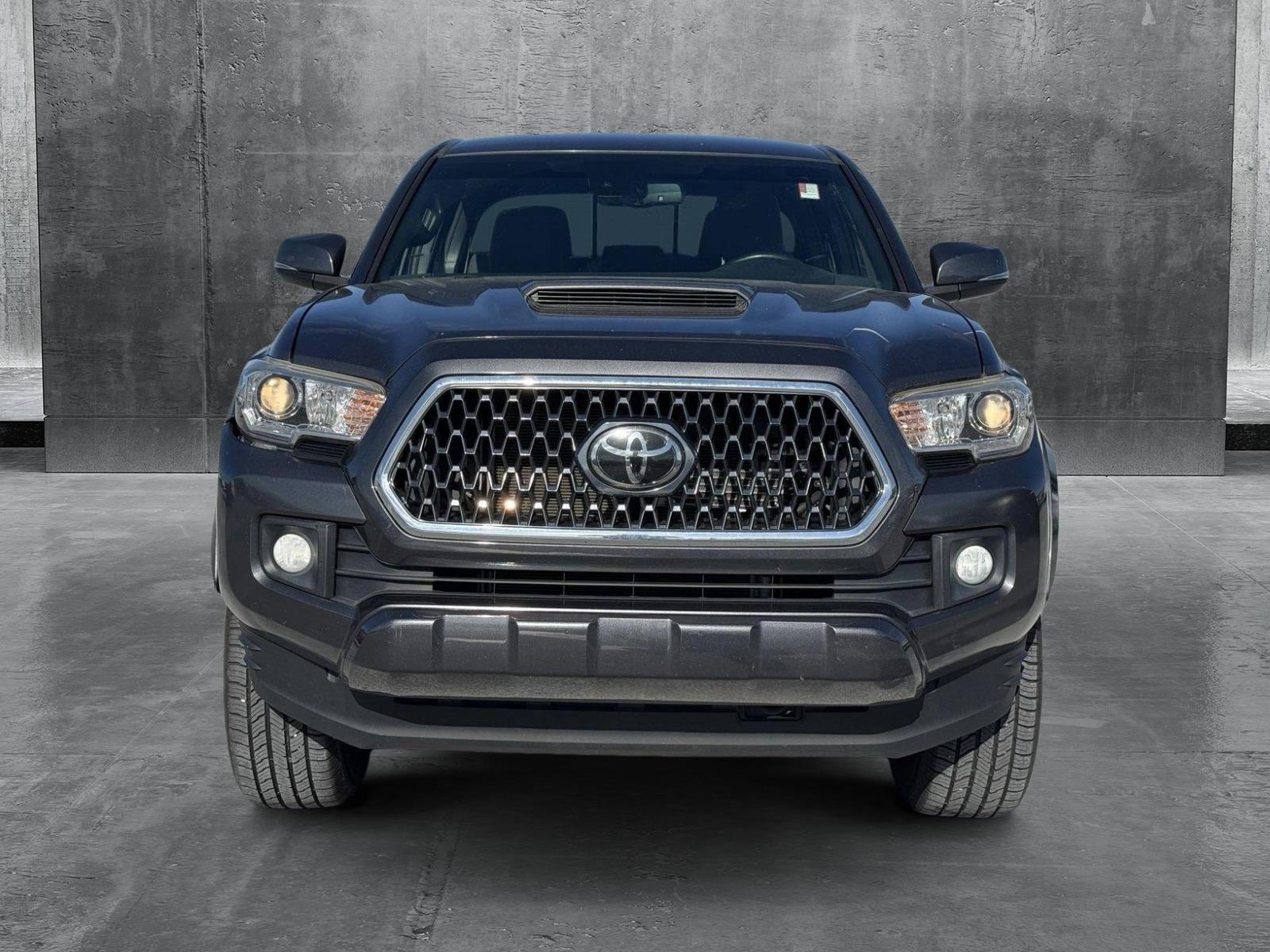 2019 Toyota Tacoma 2WD Vehicle Photo in Ft. Myers, FL 33907