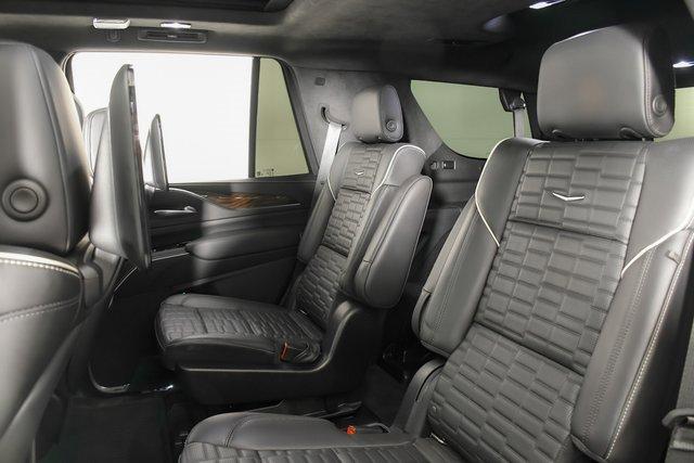 2022 Cadillac Escalade Vehicle Photo in PUYALLUP, WA 98371-4149