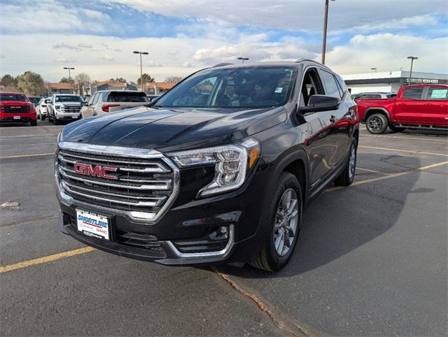 2024 GMC Terrain Vehicle Photo in AURORA, CO 80012-4011
