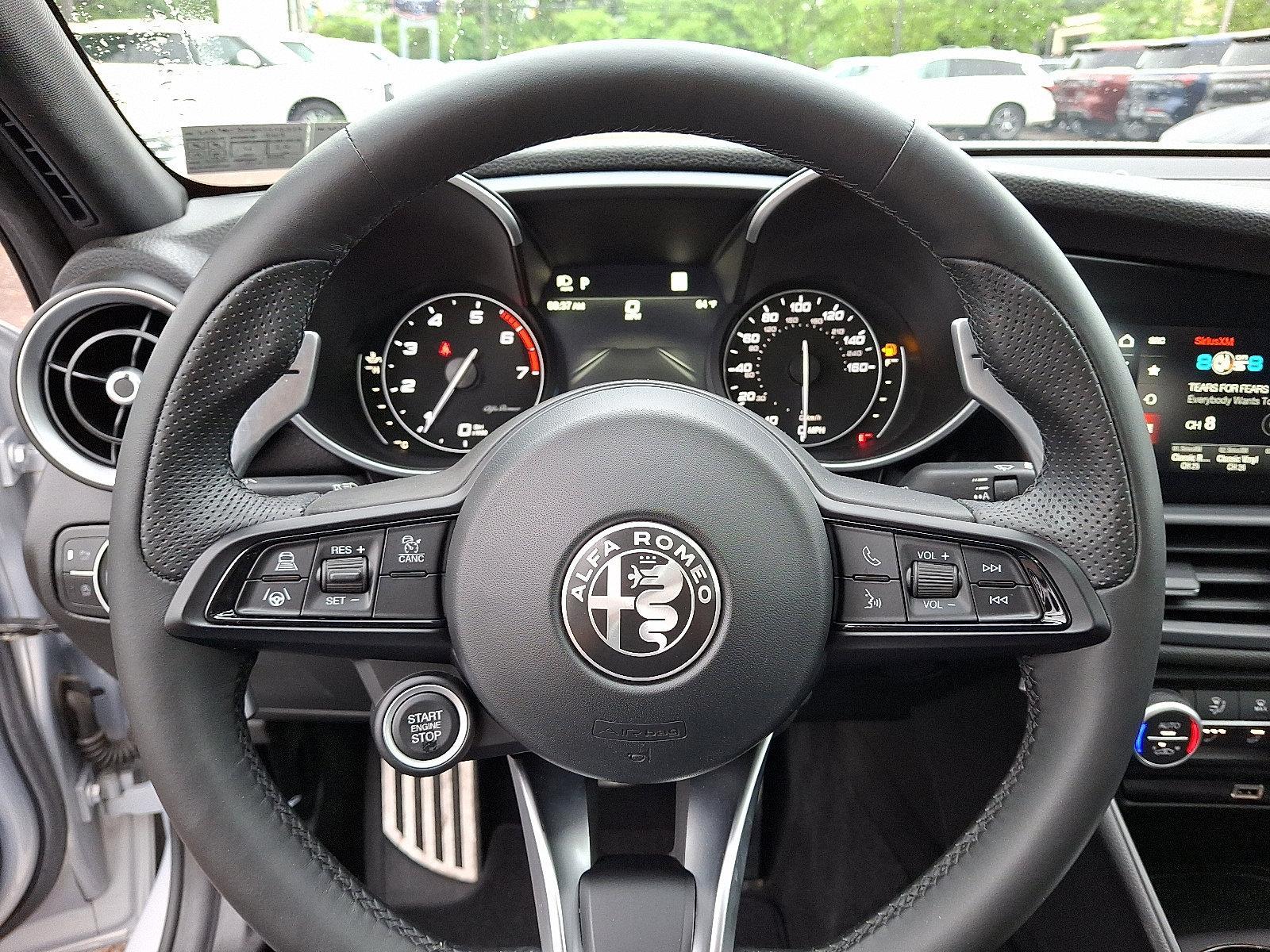 2021 Alfa Romeo Giulia Vehicle Photo in Willow Grove, PA 19090