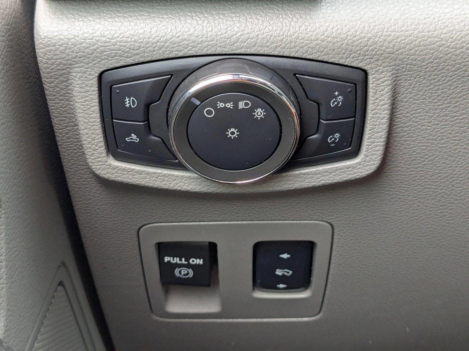 2016 Ford F-150 Vehicle Photo in St. Petersburg, FL 33713