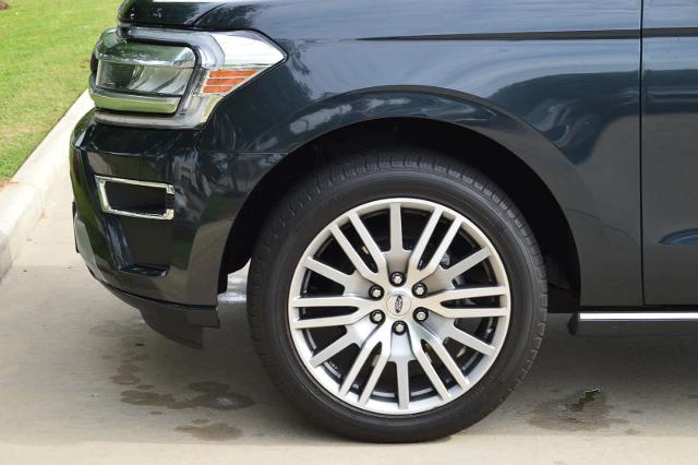 2022 Ford Expedition Vehicle Photo in Houston, TX 77090