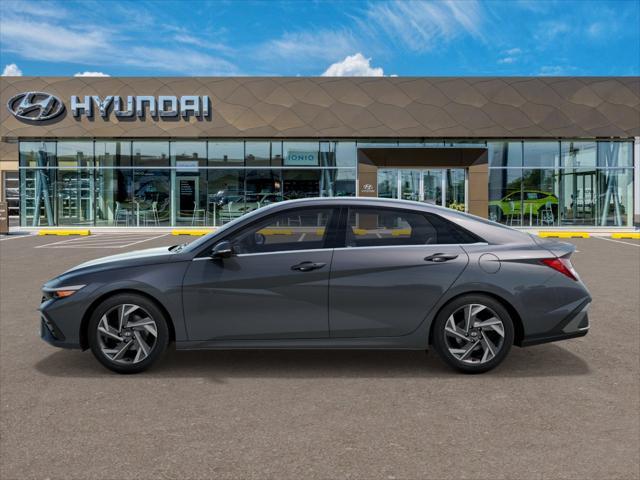 2025 Hyundai ELANTRA Vehicle Photo in Peoria, IL 61615