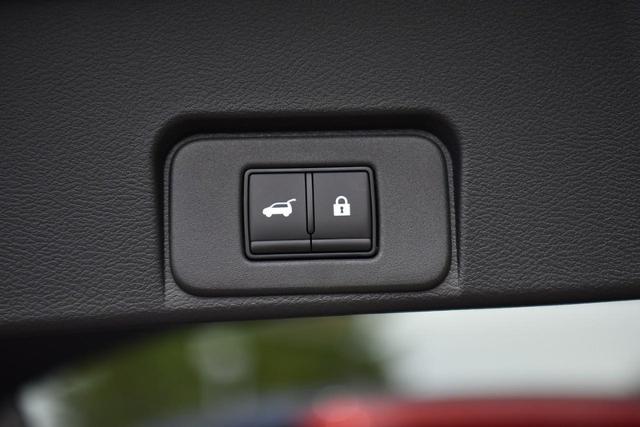 2025 Nissan Rogue Vehicle Photo in Ballwin, MO 63011