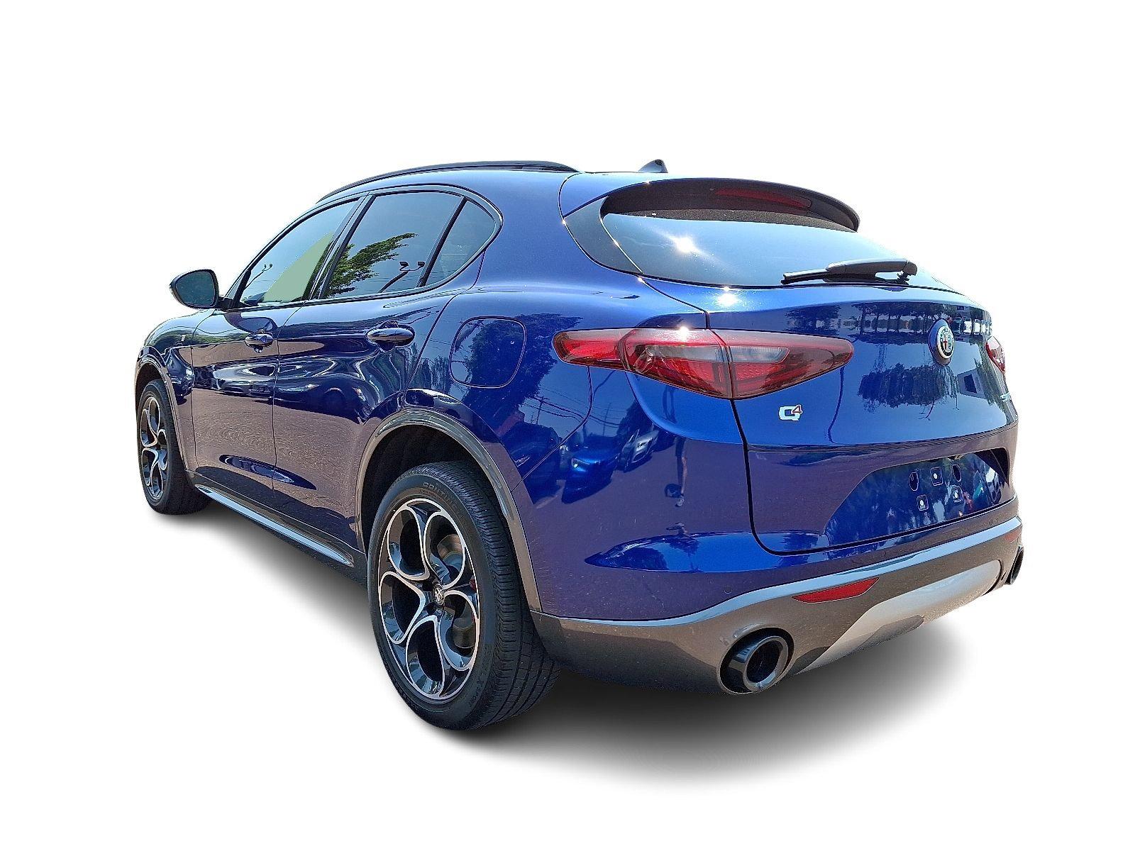 2022 Alfa Romeo Stelvio Vehicle Photo in Willow Grove, PA 19090